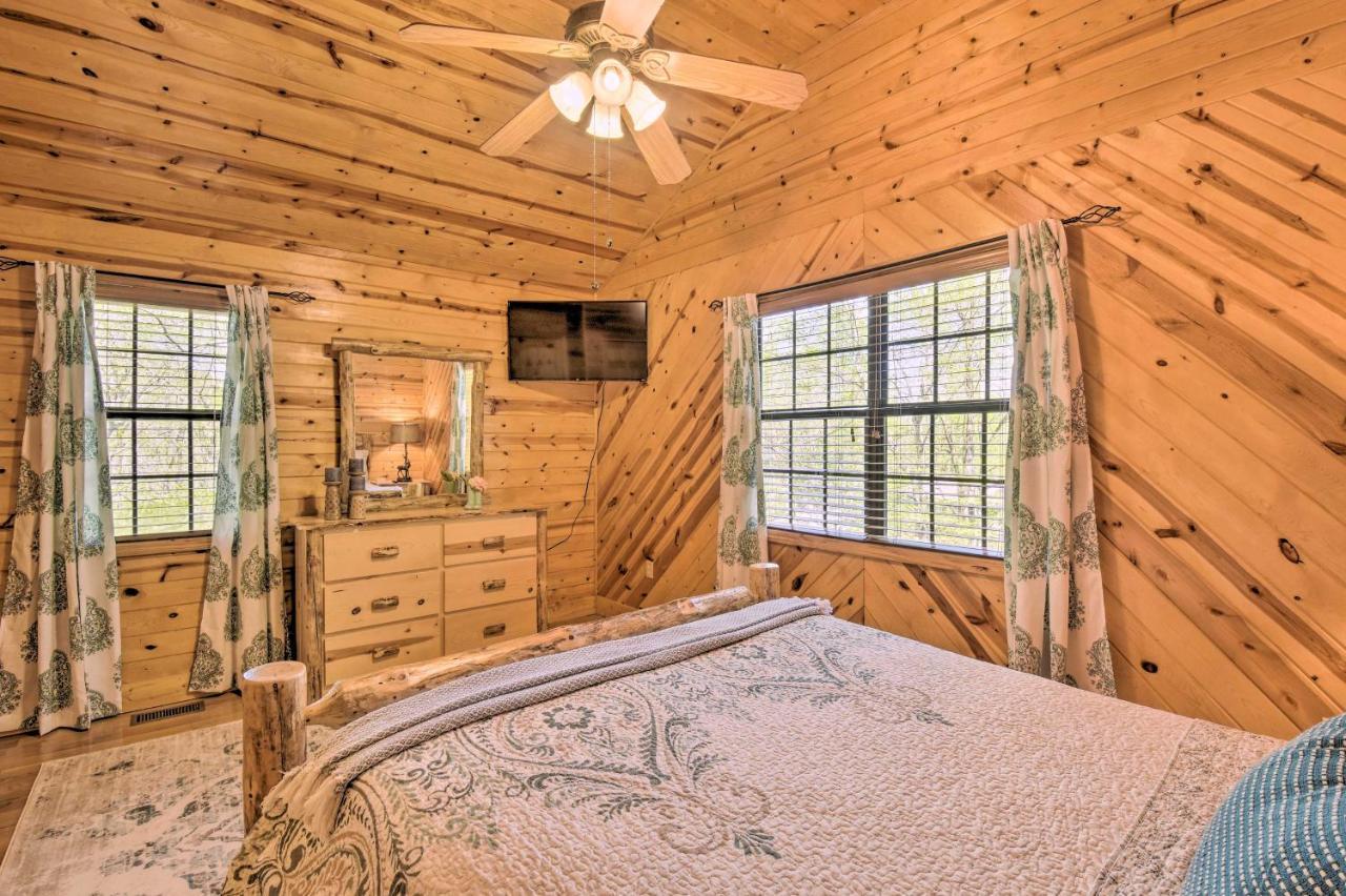Cozy Hiawassee Cabin With Fire Pit And Mtn Views! Extérieur photo