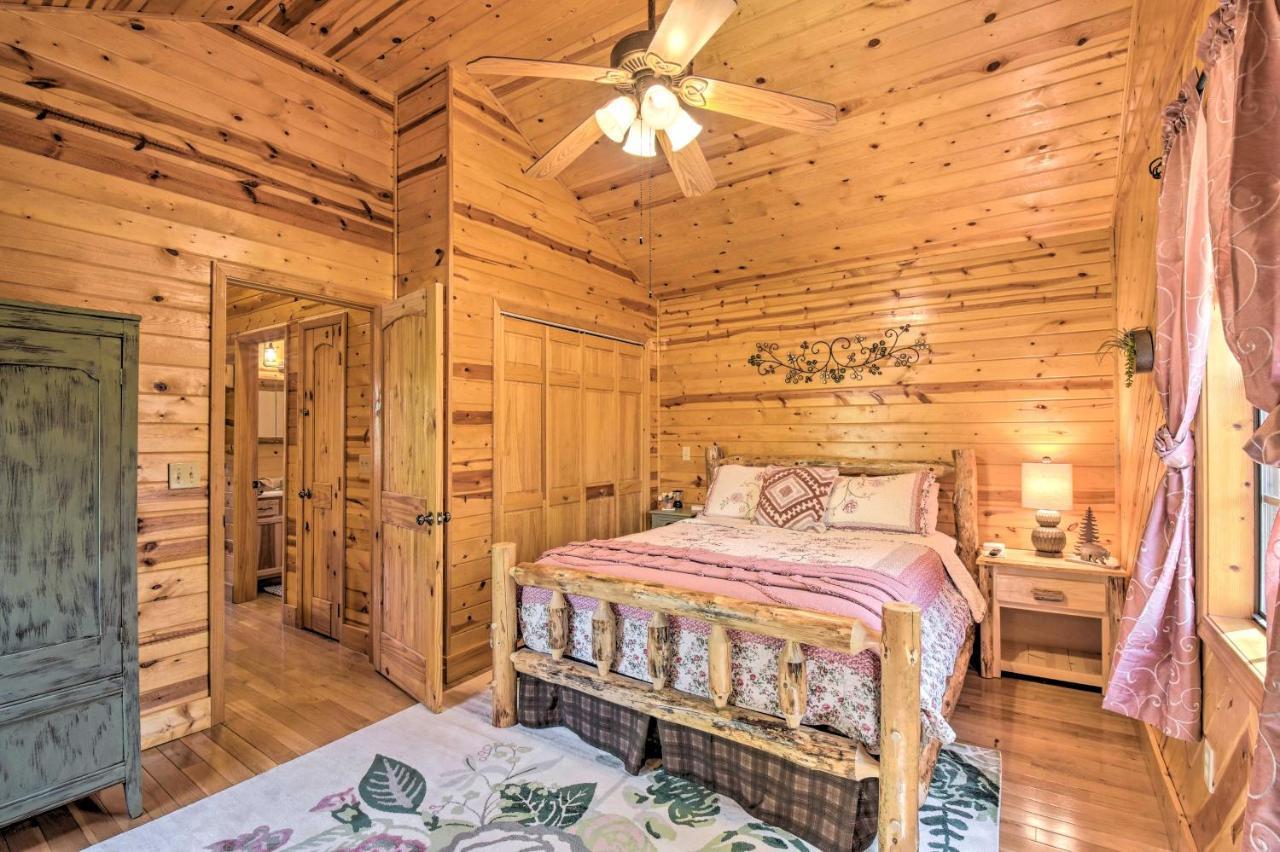 Cozy Hiawassee Cabin With Fire Pit And Mtn Views! Extérieur photo