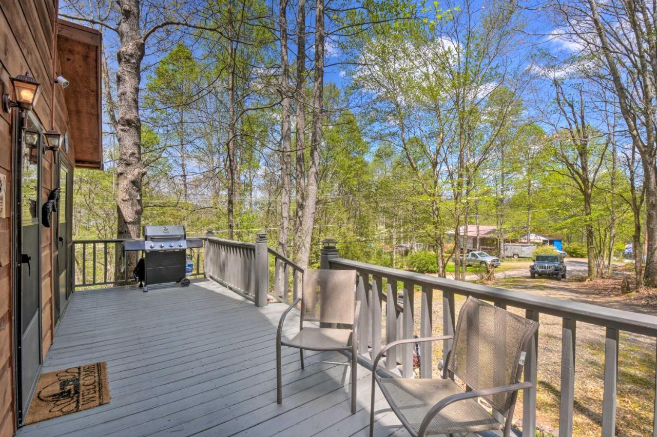 Cozy Hiawassee Cabin With Fire Pit And Mtn Views! Extérieur photo