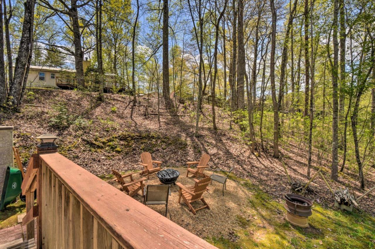 Cozy Hiawassee Cabin With Fire Pit And Mtn Views! Extérieur photo